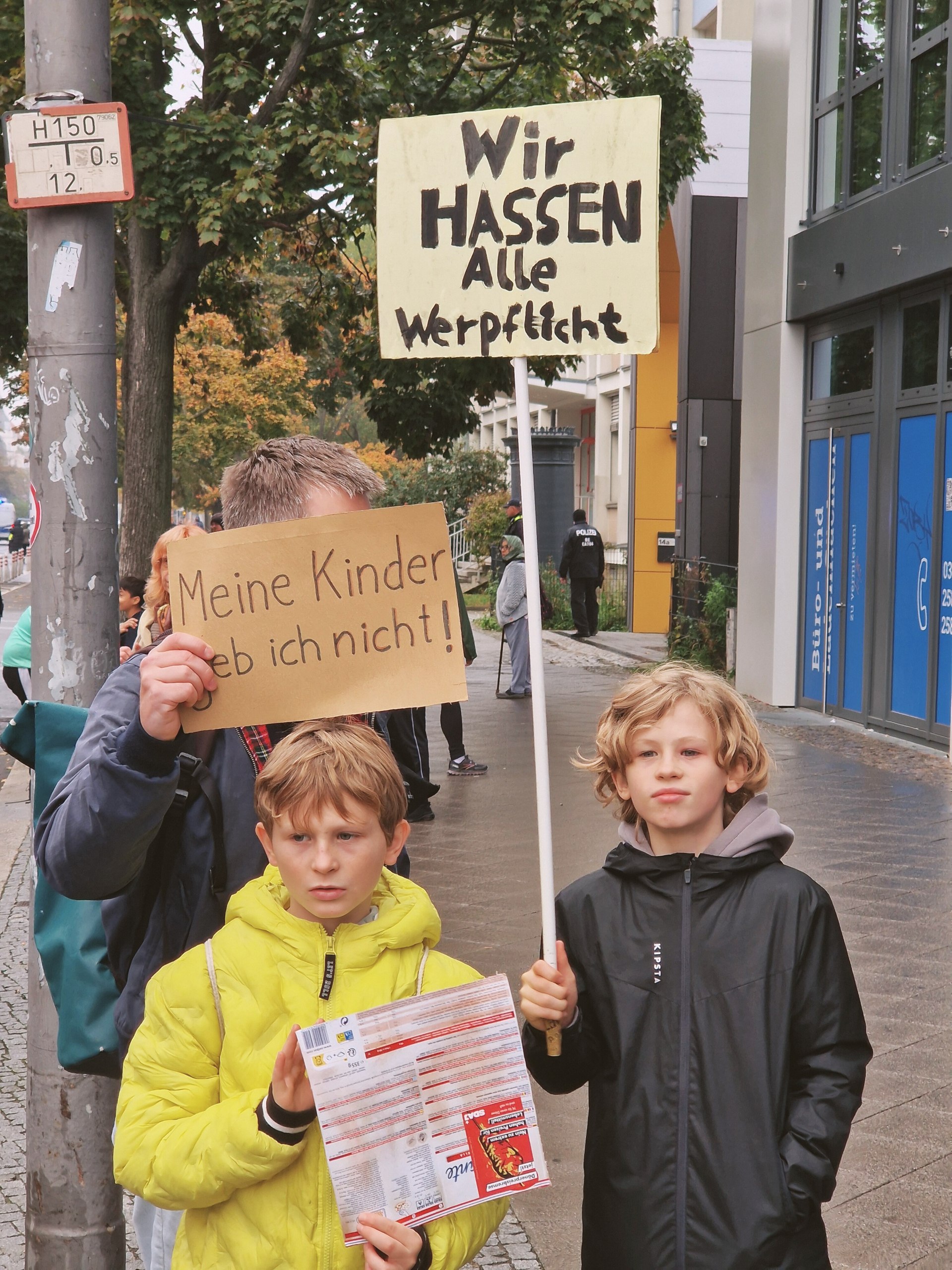 photo_2025-10-12_20-59-31 photo_2025-10-12_20-59-31