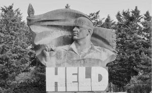 ThälmannDenkmalGrau